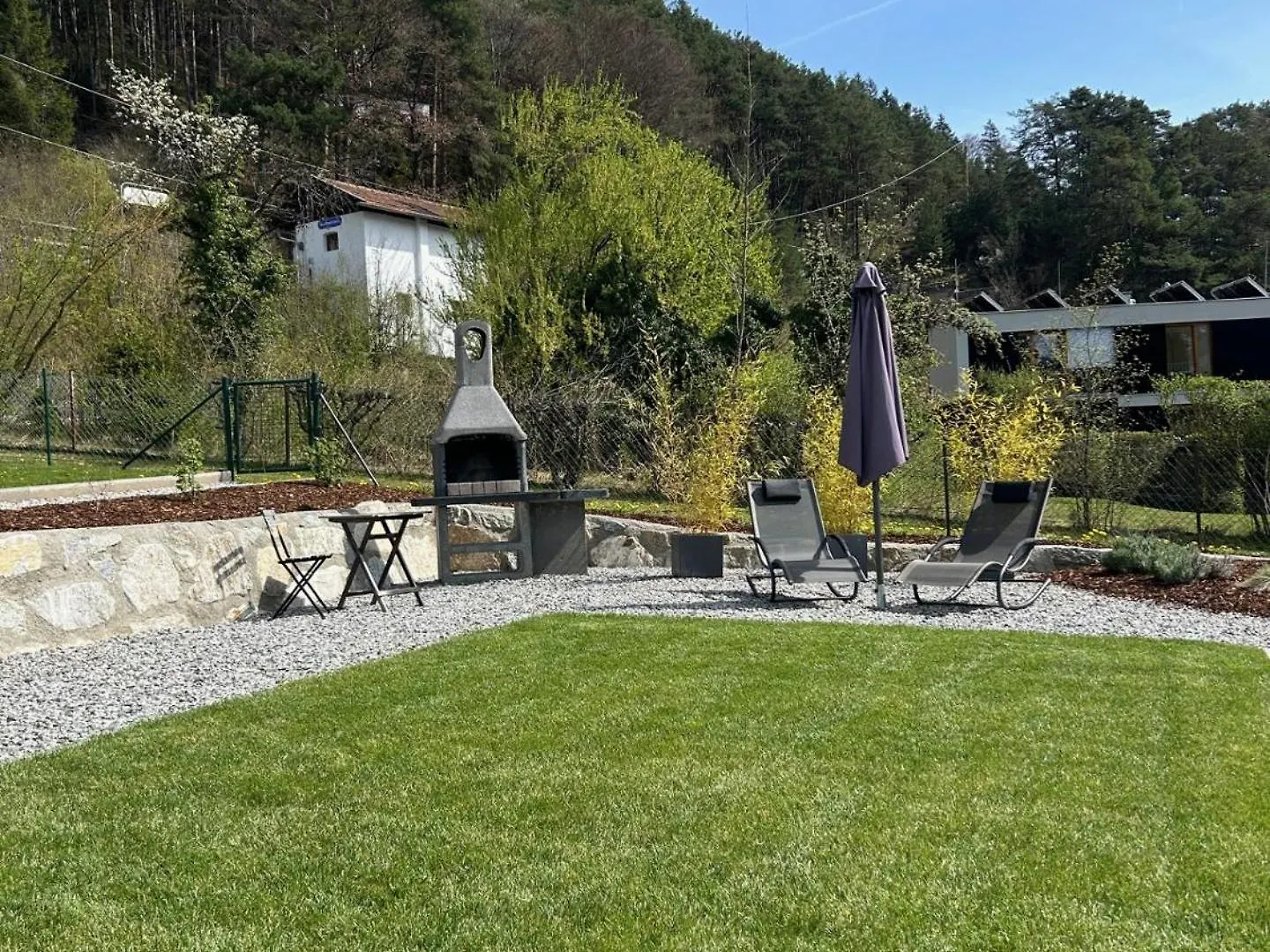 Wohnung Mit Garten Und Panoramablick In Innsbruck Austria